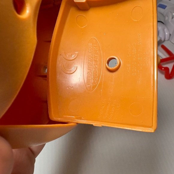 Mr. Potato Head Star Wars Spudtrooper StormTrooper/Vador Disney Playskool 18 Pc - Picture 6 of 10